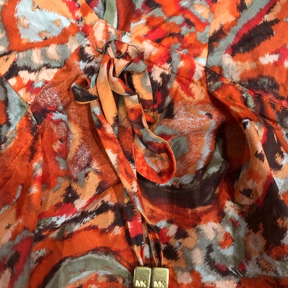 Michael Kors Silk Petite Top - Picture 3 of 7